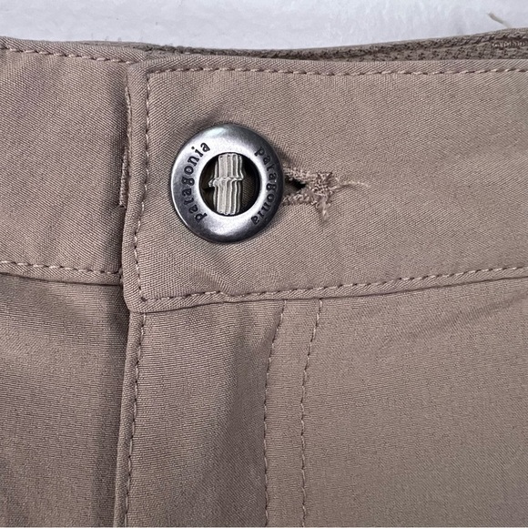 Patagonia Tan Lightweight Hiking Pants Size 12 - Picture 3 of 11